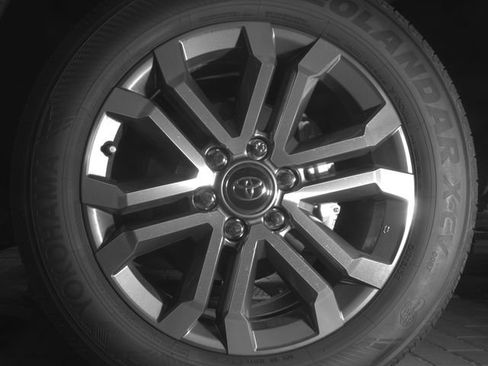 Used 2026 Toyota 4Runner Limited AWD/4WD image 9