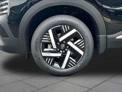 New 2026 Nissan Kicks SV w/ Cold Weather Package FWD image 11