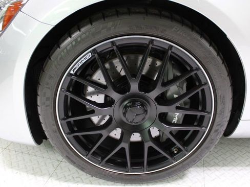Used 2019 Mercedes-Benz AMG GT Roadster image 34