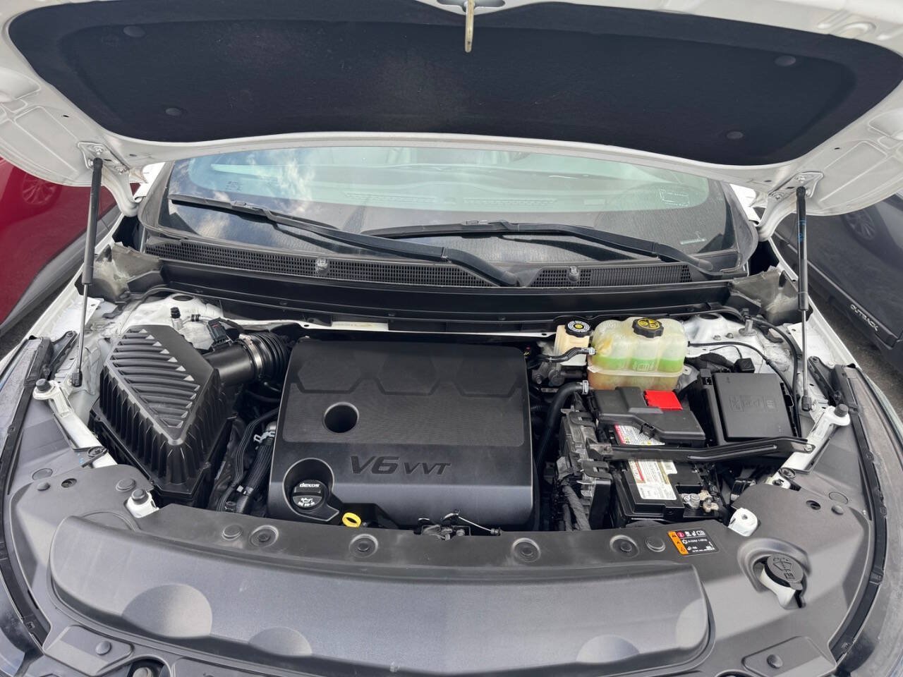 Used 2022 Buick Enclave Essence FWD image 25