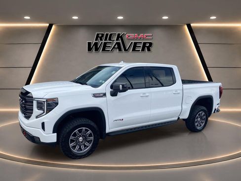 Used 2025 GMC Sierra 1500 AT4 AWD/4WD image 2