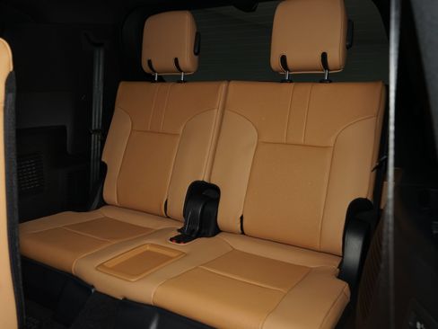 Used 2026 Lexus LX 700h Luxury w/ Appearance Package AWD/4WD image 35