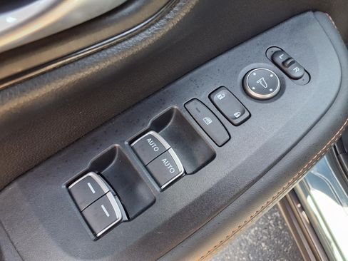 Used 2025 Honda HR-V Sport image 16