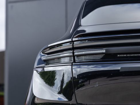 New 2026 Porsche Macan GTS Electric AWD/4WD image 14