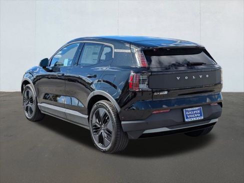 New 2026 Volvo EX30 Cross Country Ultra image 3
