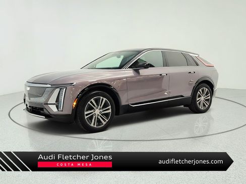 Used 2025 Cadillac Lyriq Luxury AWD/4WD image 1