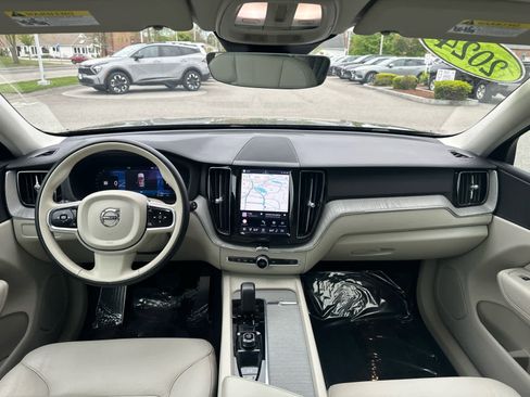 Used 2024 Volvo XC60 B5 Plus w/ Protection Package Premier AWD/4WD image 27
