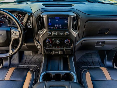 Used 2022 Chevrolet Silverado 2500 LTZ w/ Carhartt Edition AWD/4WD image 23