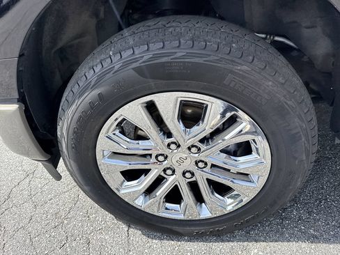 Used 2025 Ford F150 King Ranch AWD/4WD image 11