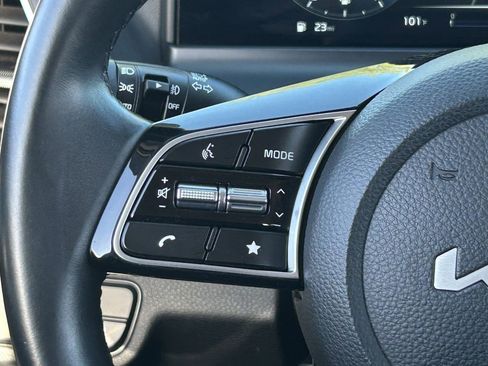 Used 2024 Kia Seltos EX FWD image 24