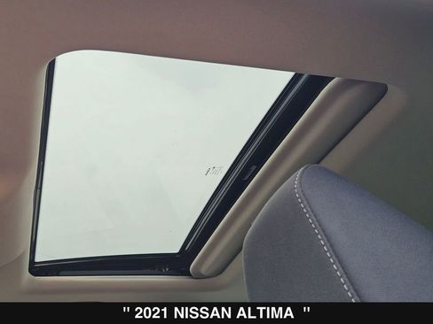 Used 2021 Nissan Altima 2.5 SV w/ SV Premium Package FWD image 38