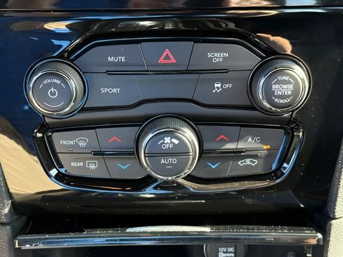 Used 2020 Chrysler 300 S RWD image 25