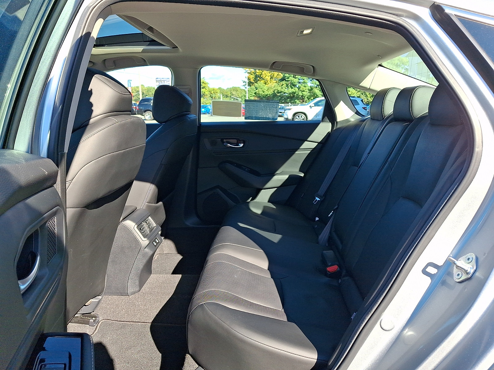 Used 2024 Honda Accord Touring image 10