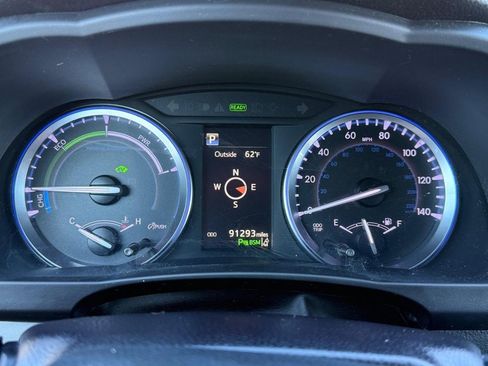 Used 2019 Toyota Highlander Limited Platinum image 23