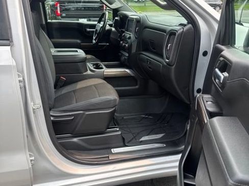Used 2019 Chevrolet Silverado 1500 RST AWD/4WD image 20