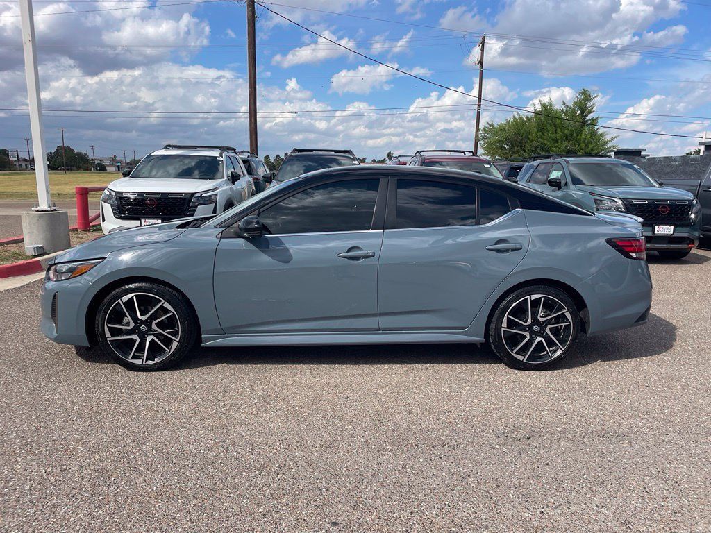 Certified 2024 Nissan Sentra SR w/ SR Premium Package FWD image 4