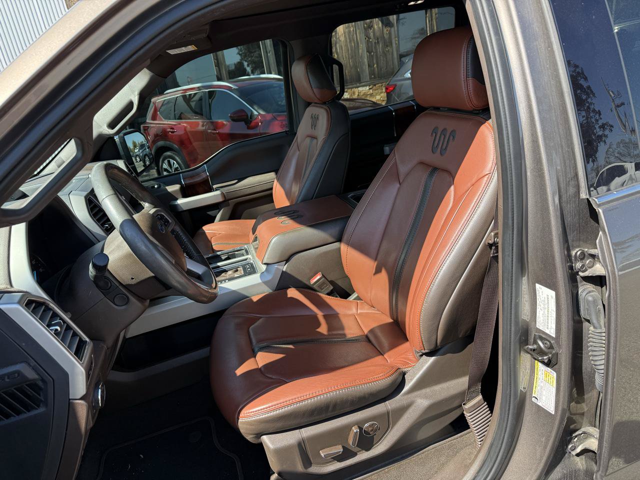 Used 2019 Ford F150 King Ranch w/ Equipment Group 601A Luxury AWD/4WD image 6