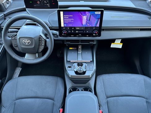 New 2026 Toyota C-HR AWD/4WD image 4