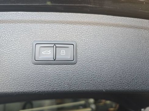 Used 2021 Audi Q5 2.0T Premium Plus AWD/4WD image 16