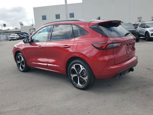 Used 2025 Ford Escape ST-Line Elite w/ Premium Technology Package image 7