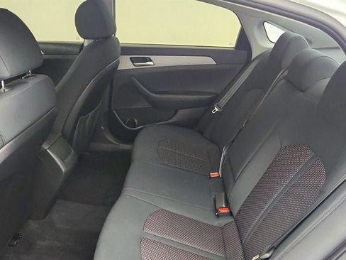 Used 2019 Hyundai Sonata SE FWD image 20