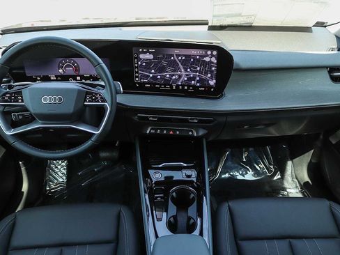New 2026 Audi Q3 quattro 2.0T AWD/4WD image 16