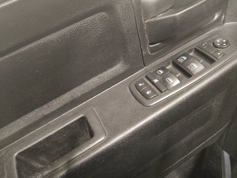 Used 2020 RAM 1500 Tradesman w/ Chrome Plus Package RWD image 27