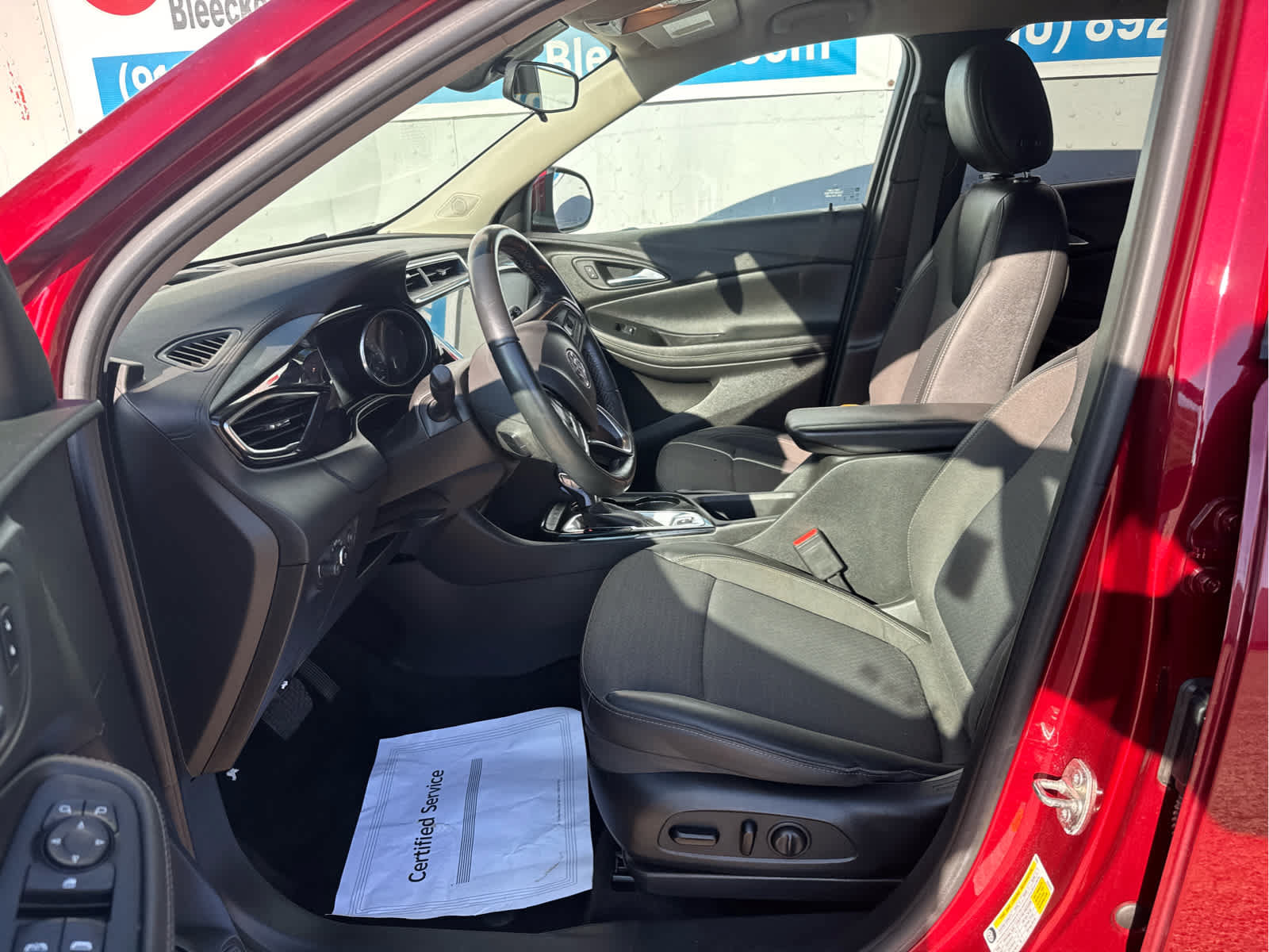 Used 2022 Buick Encore GX Select w/ Sport Touring Package FWD image 22
