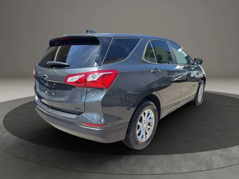 Used 2020 Chevrolet Equinox LS w/ LS Convenience Package image 5