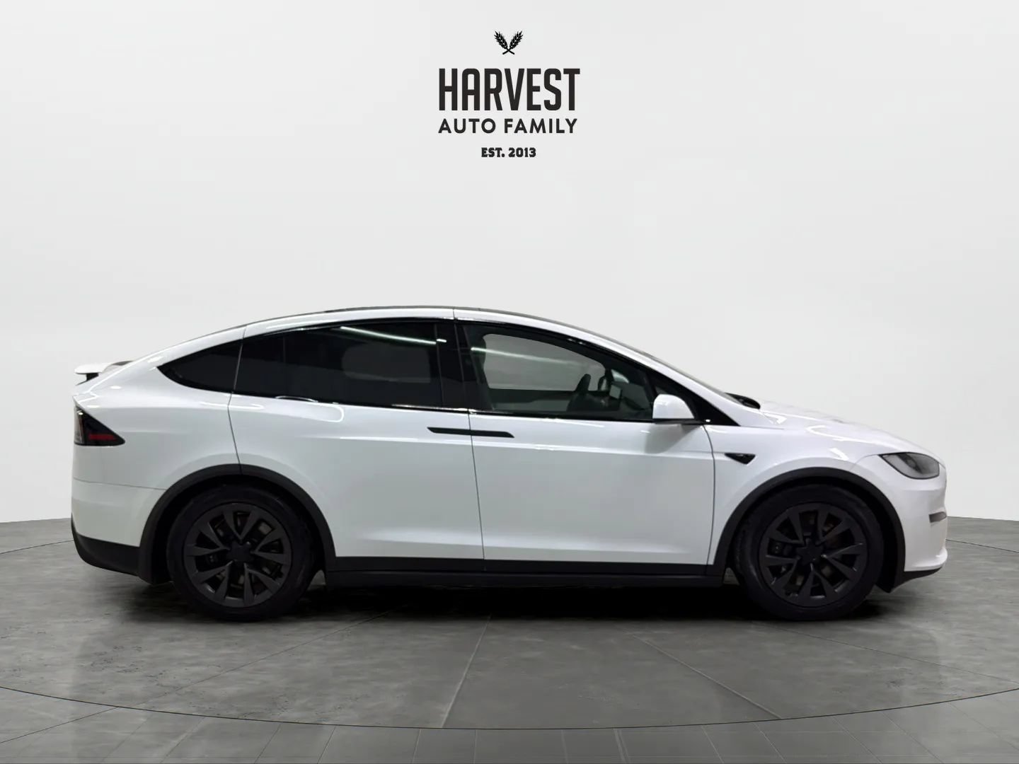 Used 2024 Tesla Model X AWD/4WD image 8
