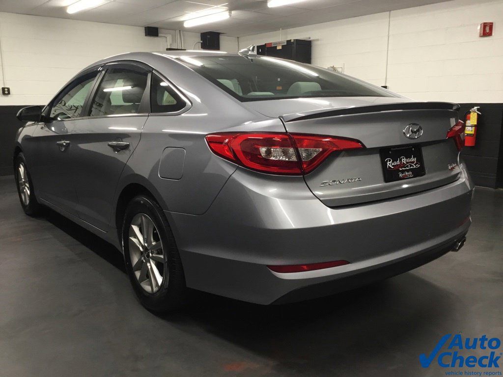 Used 2017 Hyundai Sonata SE FWD image 7