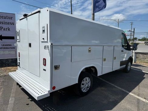 Used 2024 Ford Transit 350 w/ Interior Upgrade Package RWD image 3