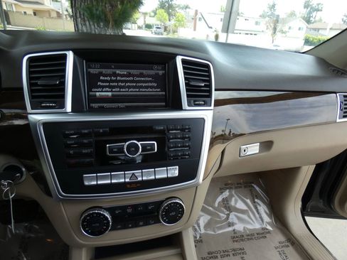 Used 2015 Mercedes-Benz ML 350 4MATIC image 56