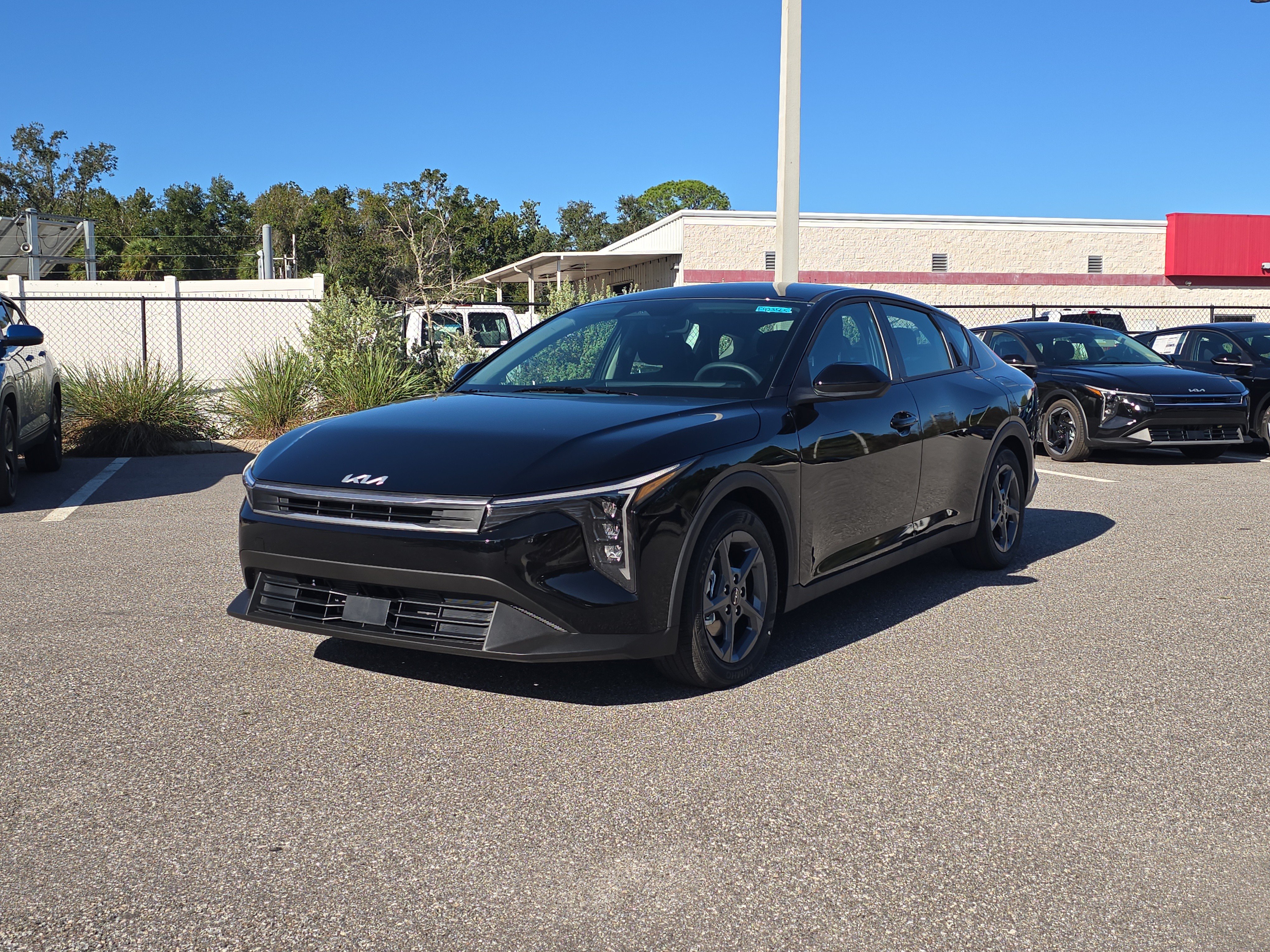 New 2027 Kia K4 FWD image 4