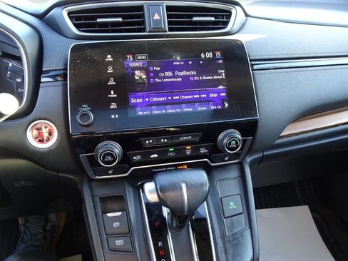 Used 2017 Honda CR-V Touring image 21