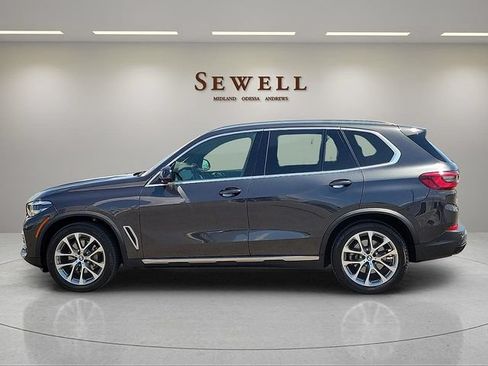 Used 2023 BMW X5 xDrive40i w/ Premium Package AWD/4WD image 2