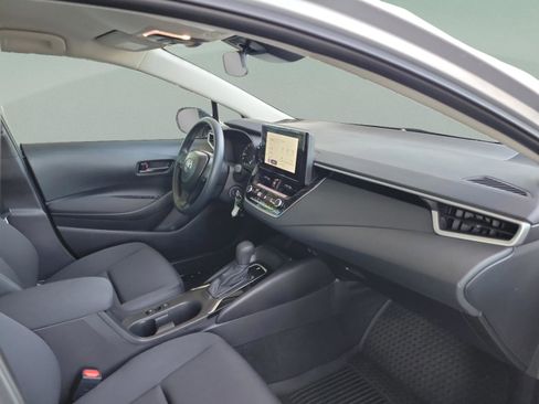 Certified 2025 Toyota Corolla LE image 22