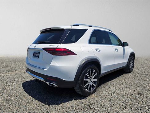 Used 2024 Mercedes-Benz GLE 450 4MATIC image 3