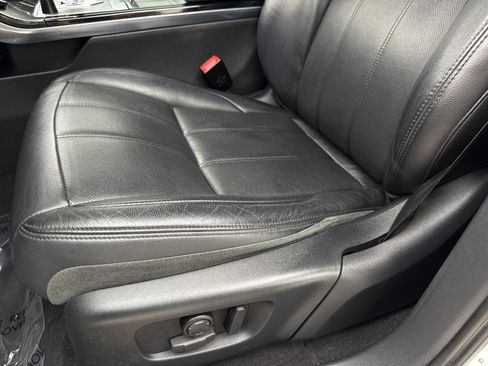 Used 2020 Land Rover Range Rover Evoque S AWD/4WD image 34
