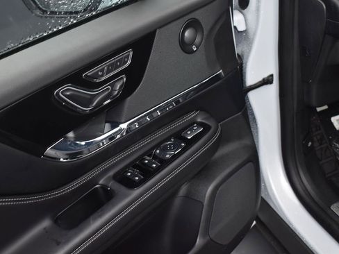 New 2026 Lincoln Corsair Grand Touring image 9