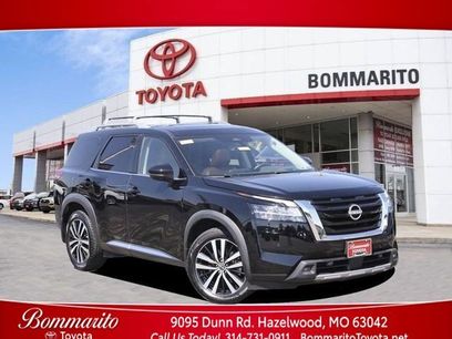 Used 2023 Nissan Pathfinder Platinum