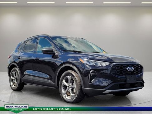 Used 2025 Ford Escape ST-Line AWD/4WD image 1