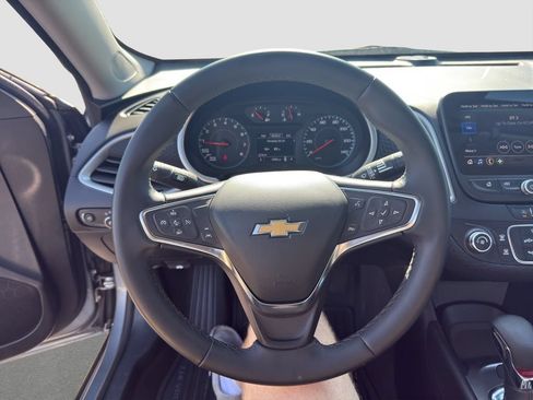 Used 2024 Chevrolet Malibu RS FWD image 10
