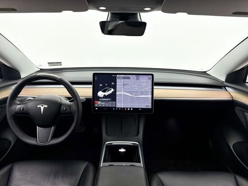 Used 2021 Tesla Model 3 Long Range image 19