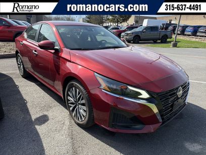 Used 2023 Nissan Altima 2.5 SV w/ SV Premium Package