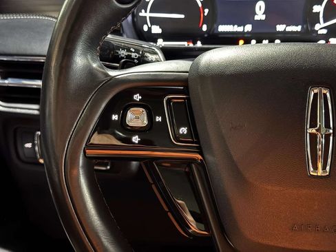 Certified 2022 Lincoln Corsair AWD w/ Premium Package image 11