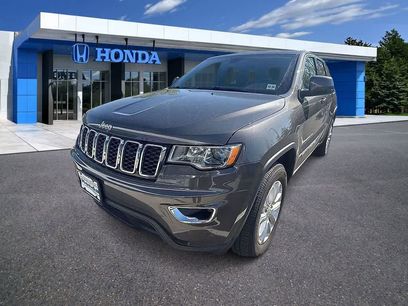 Used 2021 Jeep Grand Cherokee Laredo