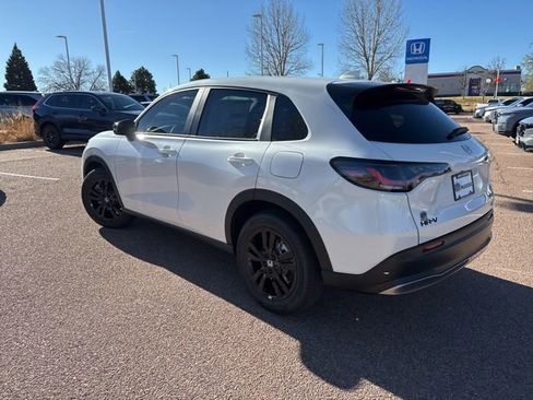 New 2026 Honda HR-V Sport image 4