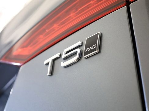 Used 2020 Volvo V60 T5 Cross Country w/ Protection Package Premier image 40