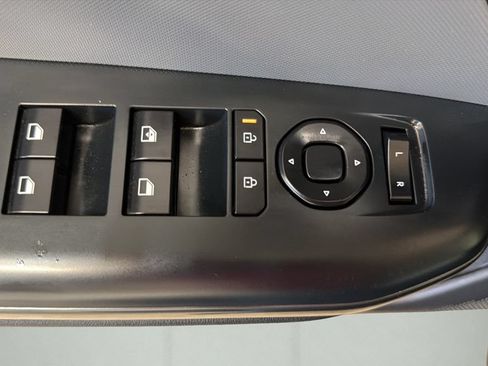 Used 2025 Kia K4 FWD image 21